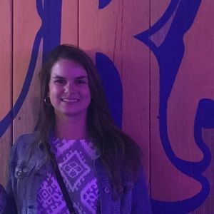 Meet your Posher, Nicole